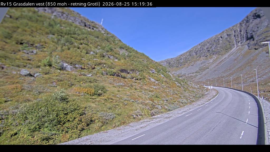 Grasdalstunnelen aust, retning Otta