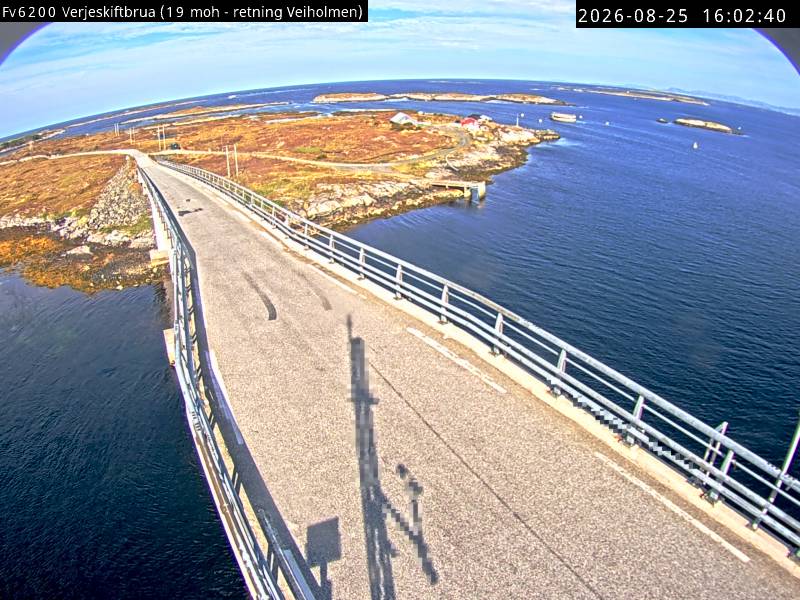 Verjeskiftbrua, retning Veiholmen