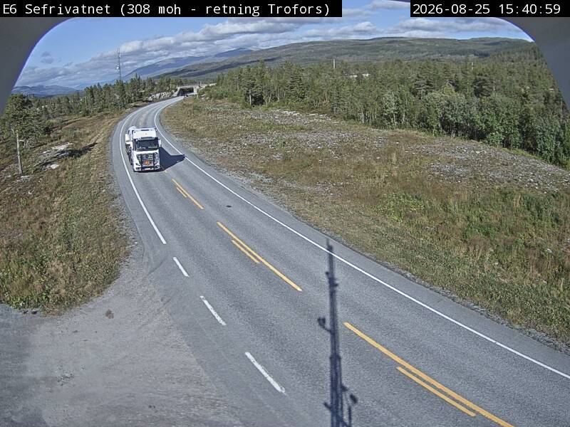 Sefrivatnet, retning Trofors